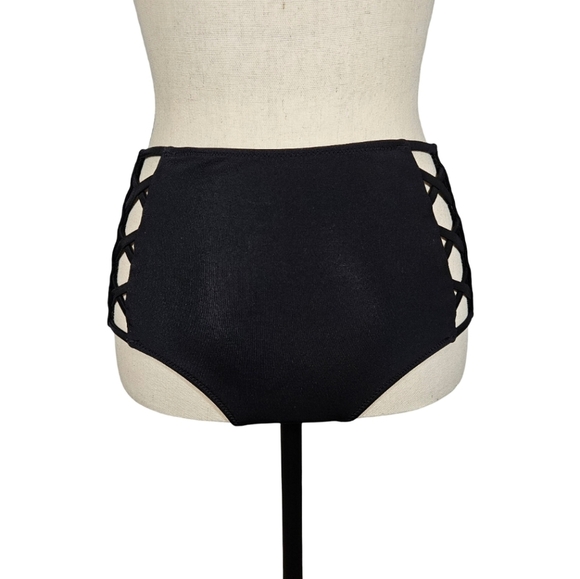 Shade & Shore High Waisted Bikini Bottem, Black, Size Medium - Picture 1 of 10